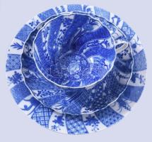 cca 1900 Kínai export porcelán egyszemélyes reggeliző szett, csésze alátéttel és desszertes tányér.J...