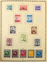 Tartalmas magyar gyűjtemény a Krajcárosoktól 1957-ig, sok jobb kiadással, portókkal, sorokkal, blokk...