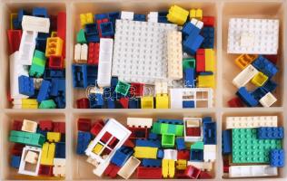 Constanti Sístem Formo építőjáték, kopottas dobozában