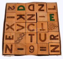 Orosz retro számkirakó játék, dobozában, 21x21 cm