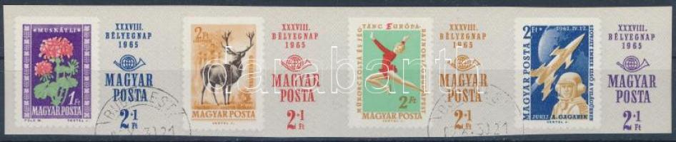 1965 Bélyegnap (38.) vágott 4-es csík (4.000)