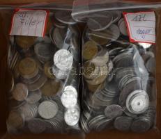 Vegyes, főleg magyar és külföldi érmetétel mintegy ~1,5kg súlyban T:vegyes Mixed, mostly Hungarian and foreign coin lot (~1,5kg) C:mixed