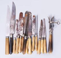12 darab szarv nyelű kés, nagykés, combfogó