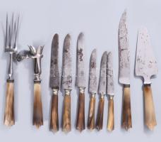 Szarv markolattal 4 darab tálaló és 6 darab kés