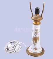 cca 1930 Sevres stílusú porcelán lámpatest, réz szerelékkel, m: 28 cm