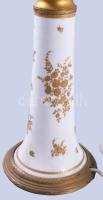 cca 1930 Sevres stílusú porcelán lámpatest, réz szerelékkel, m: 28 cm