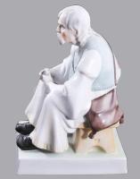 Zsolnay Szalonnázó paraszt. Terv.: Szomor János (1908-1980). Jelzett, kézzel festett, hibátlan, m: 3...