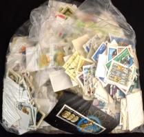 0,5 kg áztatott magyar bélyeg zacskóban ömlesztve