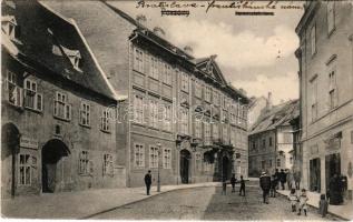 1919 Pozsony, Pressburg, Bratislava; Franziskanerplatz / Ferenciek tere, Ammer Rezső üzlete. Hardtmuth E. kiadása / square, shop (EK)