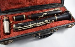 Klarinét, eredeti tokjában, személyes kipróbálás javasolt