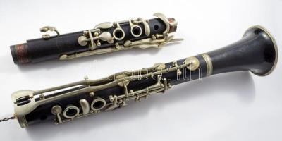 Klarinét, eredeti tokjában, személyes kipróbálás javasolt