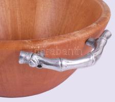 Nagyméretű fa salátás tál, fém fogóval, kis kopással, d: 35 cm