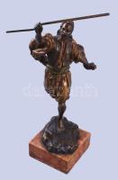 Mór harcos - antik bécsi bronz figura, márvány talapzaton, m: 31 cm