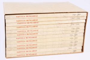 3 db - Árpád-kori legendák és intelmek. A válogatás, a bevezető tanulmány, a jegyzetek és a szöveggo...