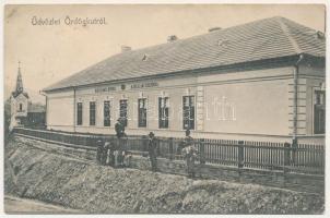 Ördögkút, Treznea; Királyi Állami Elemi Népiskola és Kisdedóvoda, kiadja Seres Samu / school and nursery (EB)