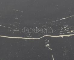 Kőhegyi Gyula (1933-): Birka tehenek. Linómetszet, papír. Jelzett, , üvegezett keretben 22x16 cm