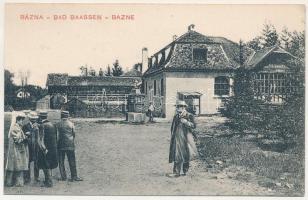 Báznafürdő, Bad Baassen, Baile Bazna; fürdő, montázs emberekkel. Fritz Guggenberger kiadása / spa, montage with people (EK)