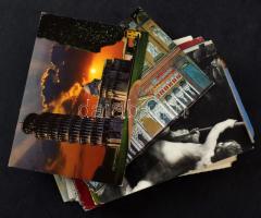 Kb. 100 db MODERN város képeslap vegyes témában / Cca. 100 modern town postcards