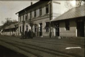 Somoskőújfalu vasútállomás katonákkal, 3 db fotónegatív, 9×12 cm