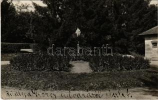 Bősháza, Biusa; Kaizler György kúria kertje (?) / villa, garden. photo