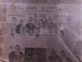 1927 Pécs, Ferenciek utca, Höfler Jakab üzlete és személyzete, 2 db üvegnegatív, 9×12 cm