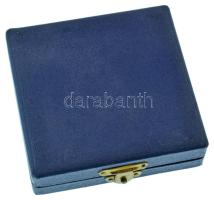 1977. "25 éves a Lehel hűtőgépgyár / 1952-1977 Jászberény" Ag emlékérem, eredeti dísztokba...