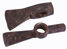 2 darab régi fejszefej és csákányfej, h. 20 cm