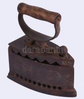 Régi szenes vasaló, 20x21 cm