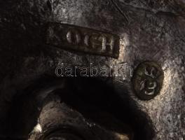 Antik ezüst (Ag) kereszteló pohár, belül aranyozott. 1832 PB jelzéssel, 13 latos finomságjellel, Koc...