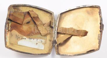 cca 1940 Kassa, Ezüst (Ag) cigarettatárca, zománcos díszítéssel, jelzett, 9,5x9 cm, bruttó 142g