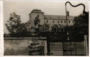 Zsámbék, Zichy kastély. Pásztó Sándor photo