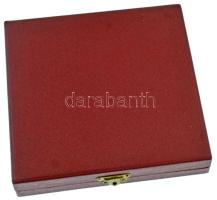 Borsos Miklós (1906-1990) 1956. "Steiner Lajos 1871-1944" kétoldalas, öntött, bronz emléké...