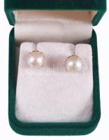 Arany (Au) fülbevaló pár, 14k, gyönggyel, jelzés nélkül, d: 6 mm, bruttó 2,1g
