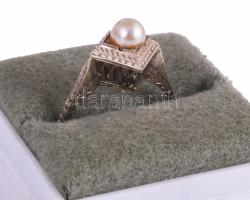 Fehérarany (Au) gyűrű 14k, jelzett, m:54, bruttó 2,5g