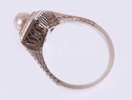 Fehérarany (Au) gyűrű 14k, jelzett, m:54, bruttó 2,5g