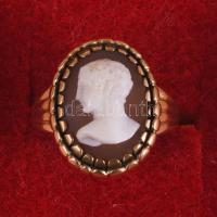 Arany (Au) gyűrű, pénzverdés, m:52, kámeával, jelzett, 14k, 4,2g