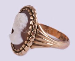 Arany (Au) gyűrű, pénzverdés, m:52, kámeával, jelzett, 14k, 4,2g