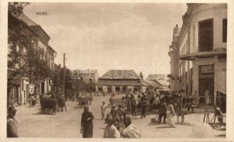 Huszt Masarykov street market square