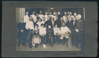 1920 Vigadó, vívóünnepély, kartonra ragasztott fotó, feliratozva, 9×13 cm