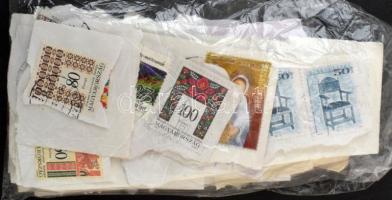 Sok száz darab Magyarország feliratú bélyeg, blokk, összefüggés közepes berakóban + ömlesztett darab...