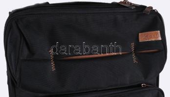 Xclub gurulós bőrönd, 52x36 cm