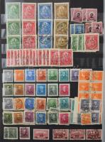 Magyar gyűjtemény az 1928-1941 közötti időszakból, benne Vöröskereszt I. 10-es ívek, Vöröskereszt II. blokk sor, Eucharisztikus blokk, Szent István blokk, Bethlen blokk pár, 1933-as és 1936-os Repülő sorok, Nagy Madonna, stb, 8 lapos A4-es berakóban