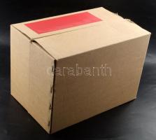 Magyar ólomkristály talpas pohár garnitúra, 6 darab, csiszolt mintával, hibátlan, m: 16,5 cm