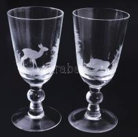 12 személyes csiszolt kristályüveg vadászmintás talpas borospohár garnitúra, hibátlan, m: 14,5 cm, b...