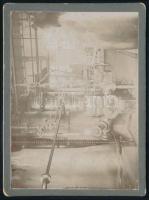 cca 1900 Sörgyár belső tere, keményhátú fotó 9×12 cm
