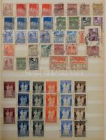 Jugoszlávia készlet, benne több példányos kiadások, 4 db blokk, S.H.S felülnyomás, portók, 16 lapos ...