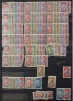 1913-1938 Sok példányos rendező nagyon sok teljes sorral, töredék sorokkal 30 lapos A/4 berakóban. N...