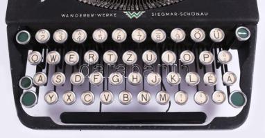 cca 1940 Wanderer-Werke Siegmar-Schonau "Continental 200" írógép, magyar billentyűzettel, ...