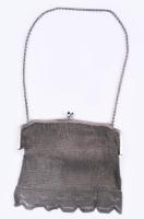 Szecessziós ezüst (Ag) színházi táska, jelzett, sérüléssel, nettó 168g