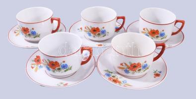 Zsolnay antik 5 darab csésze alátéttel, jelzett, sérüléssel.